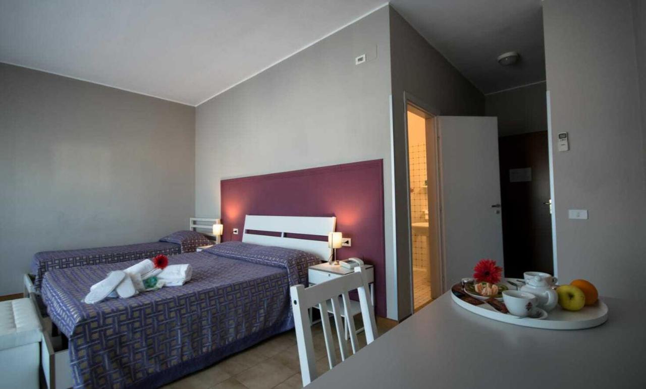 Hotel Palatinum Metaponto Ngoại thất bức ảnh